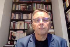 Mikloš: Svět Ukrajině pomůže, narozdíl od Ruska. Peníze jí ale poskytne s podmínkou