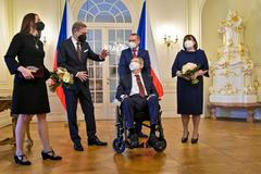 Novoroční oběd v Lánech: Miloš Zeman, Ivana Zemanová, Petr Fiala, Jana Fialová, Vladimír Kruliš