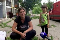 Bomby dopadají vedle jejich dětí. Lidé z Lysyčansku změnili názor a odmítají utéct