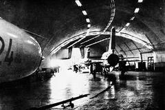 Željava, podzemní letiště, Jugoslávie, občanská válka, Chorvatsko, Bosna a Hercegovina