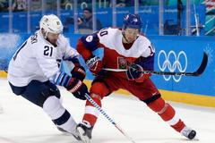 Roman Červenka a James Wisniewski ve čtvrtfinále Česko - USA na ZOH 2018