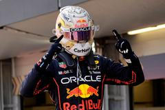 Max Verstappen z Red Bullu slaví triumf ve VC Ázerbájdžánu F1 2022