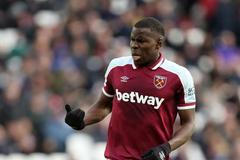 fotbal, anglická liga 2021/2022, Premier League, West Ham United - Chelsea, Kurt Zouma