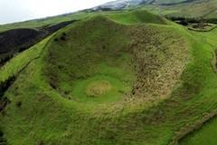 Na Azorech se třese země. Může dojít ke stejné erupci jako na La Palmě