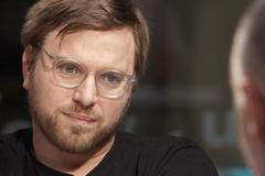 „Do rapu pronikají emoce i mužská krize. Viktor Sheen je u nás nejpopulárnější umělec,” říká Veselý