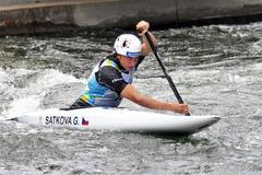 Gabriela Satková ve finále kanoistek na MS 2022 v Augsburgu