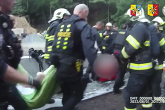 Požár Alzheimer centra v Roztokách očima zasahujících policistů