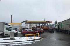 Tankování, drahé palivo