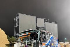 Oprava poničeného kamionu Iveco Alberta Llovery na Rallye Dakar 2022