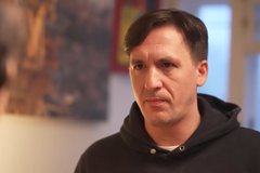 Ruský herec Artur Smoljaninov pokládá otázky k válce na Ukrajině