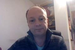 Pandemický zákon se novelizovat musí, v této podobě ale přináší jen chaos, říká senátor Láska