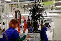 Výroba kabelů ve Škodě Auto duben 2020 přesun z Ukrajiny