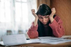 Ilustrační foto - topení, teplo, topná sezóna, zima, teplota, bydlení, energie, peníze, náklady, inflace, ekonomika, zálohy, ekonomická krize, domácnost, vyúčtování, šetření, snížení teploty, faktury,