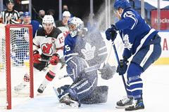 hokej, NHL 2021/2022, Toronto Maple Leafs - New Jersey Devils, Petr Mrázek