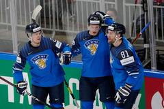 Finská radost v semifinále Finsko - Německo na MS 2021