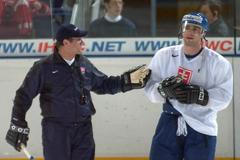 Trenér Ján Filc a Miroslav Hlinka na MS v hokeji 2001