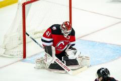 NHL: Washington Capitals at New Jersey Devils