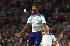 Marcus Rashford slaví gól v zápase MS 2022 Wales - Anglie