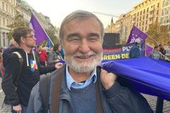 Naše společnost se nevyrovnala s minulostí, říká Bohumil, který byl v minulosti komunistou