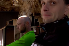 Vesničani pomáhali ukrajinským vojákům při ruské okupaci