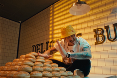 Reklamní videoklip McDonald's s Přemkem Forejtem se inspiroval u německého hypermarketu