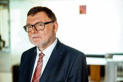 Ministr financí Zbyněk Stanjura, vláda, vláda ČR, ministerstvo financí