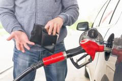 Ilustrační snímek / Benzín / Diesel / Nafta / Paliva / Cena / Zdražování / Růst ceny / Energie / Ekonomika / Energetická krize / Inflace