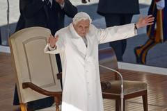 Fotogalerie: Poslední den papeže Benedikta XVI.