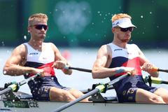 Skifaři Jiří Šimánek a Miroslav Vraštil