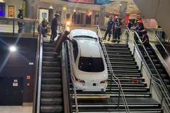 Krádež s nepovedeným koncem. Zloděj s autem naboural a skončil v rukou policistů