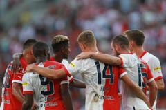 Konfederační liga, 2. předkolo,  Slavia - St Joseph's