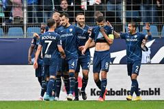 Radost fotbalistů Bochumi v bundesligovém utkání proti Unionu Berlín