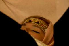 „Je čas začít opravdovou válku.“ Rusové na pohřbu Duginové vyzývali k nekompromisní odplatě