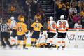 Zranění Marka Borowieckiho v utkání Nashville Predators - Philadelphia Flyers