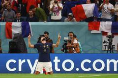 Olivier Giroud slaví gól v zápase MS 2022 Francie - Austrálie