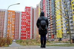 Bydlení v nájmu bude nová norma, Češi už to chápou. Sledujte debatu k projektu Činžák