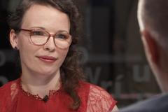 Chtěla bych vysvětlit celou chemii, ve škole jsem byla šprt, říká Olinium Chemistry