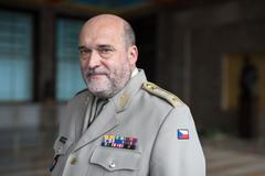 Ředitel Aleš Knížek, Armádní muzeum Žižkov, Vojenský historický ústav Žižkov