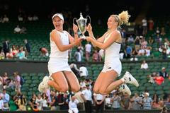 tenis, Wimbledon 2022, Barbora Krejčíková, Kateřina Siniaková, finále čtyřhry