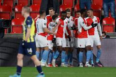 fotbal, Evropská fotbalová liga 2021/2022, Slavia - Fenerbahce, radost Slavie