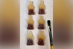 Opravdový bonbon, nebo jen kresba? Záludné optické klamy jsou hitem na TikToku