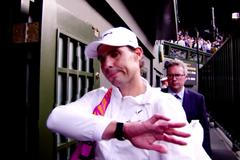Ukázkový "kraťas" od legendy. Záběry z wimbledonského čtvrtfinále, které Nadal málem vzdal