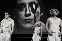 Už není třeba dělat vůbec nic, Divadlo v Dlouhé, 2022