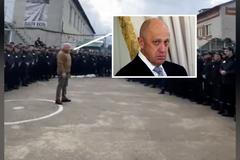 "Putinův šéfkuchař" ve videu verbuje vojáky z ruského vězení. Za dezerci je čeká poprava