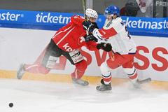 Adam Najman (vpravo)