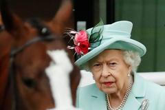 Dostihy v Ascottu: královna Alžběta