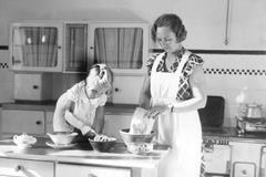 Žena v domácnosti, 1933