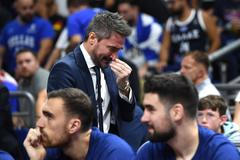 Italský trenér Gianmarco Pozzecco při osmifinále ME 2022