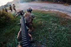 Dramatické záběry ze zářijové operace ukrajinské speciální jednotky Kraken při bojích v Kupjansku