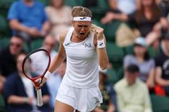 Marie Bouzková porazila Caroline Garcíaovou a poprvé v kariéře postoupila do čtvrtfinále grandslamu